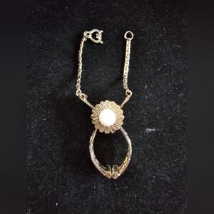 Vintage Rare Glove Clip Scarf Clip With Gemstone